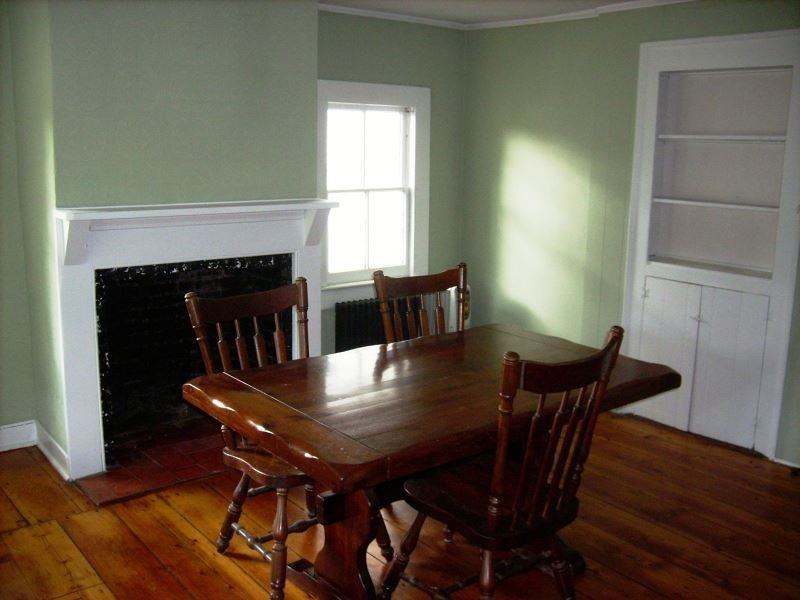 1 Meadow Ln - Photo 2 of 8