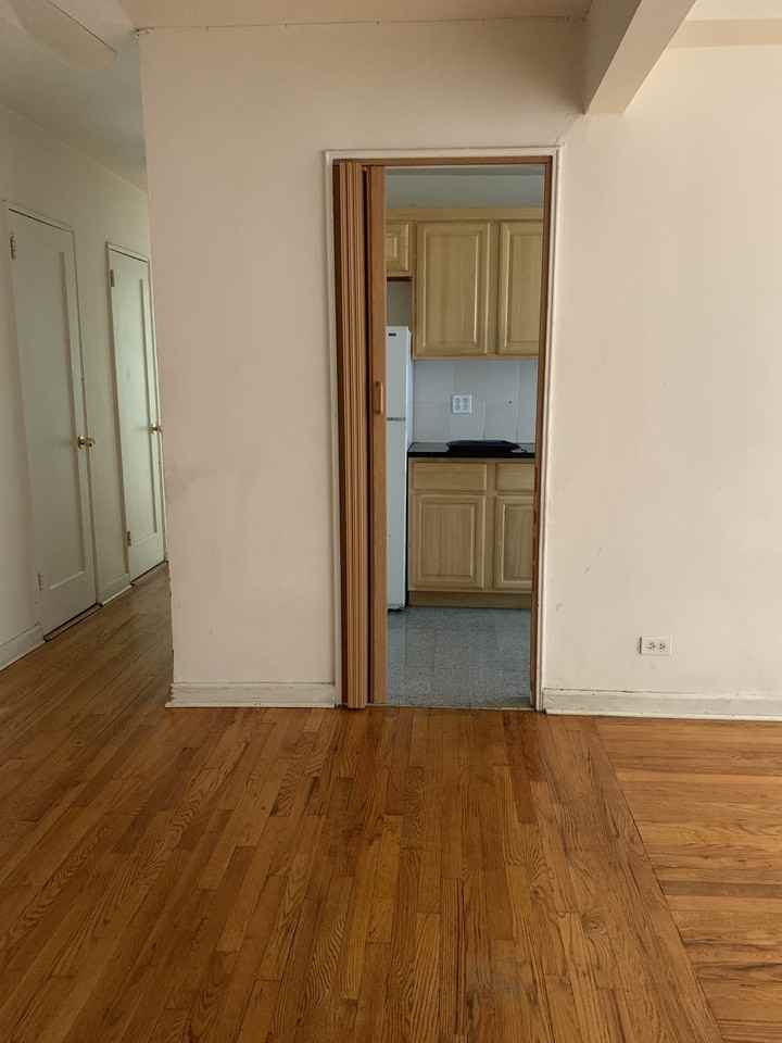 140-35 Burden Crescent #308 - Photo 3 of 12