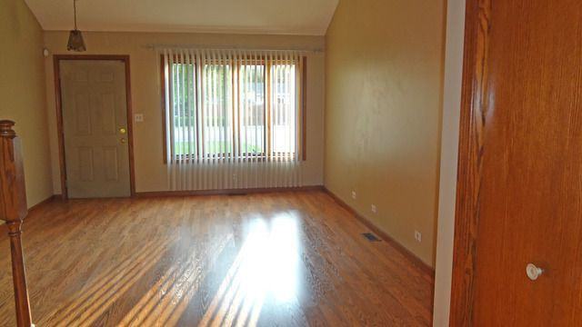 2021 Kirschoff Ave - Photo 3 of 18