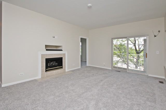 3299 Stratford Ct #2A - Photo 2 of 10