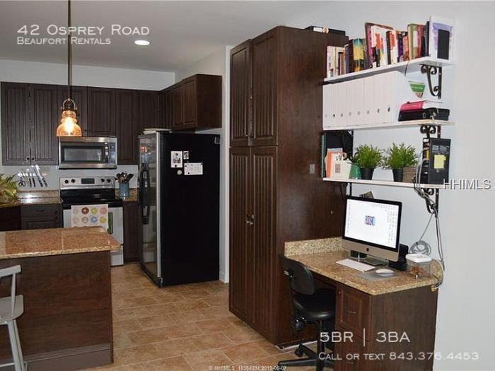 42 Osprey Rd - Photo 2 of 21