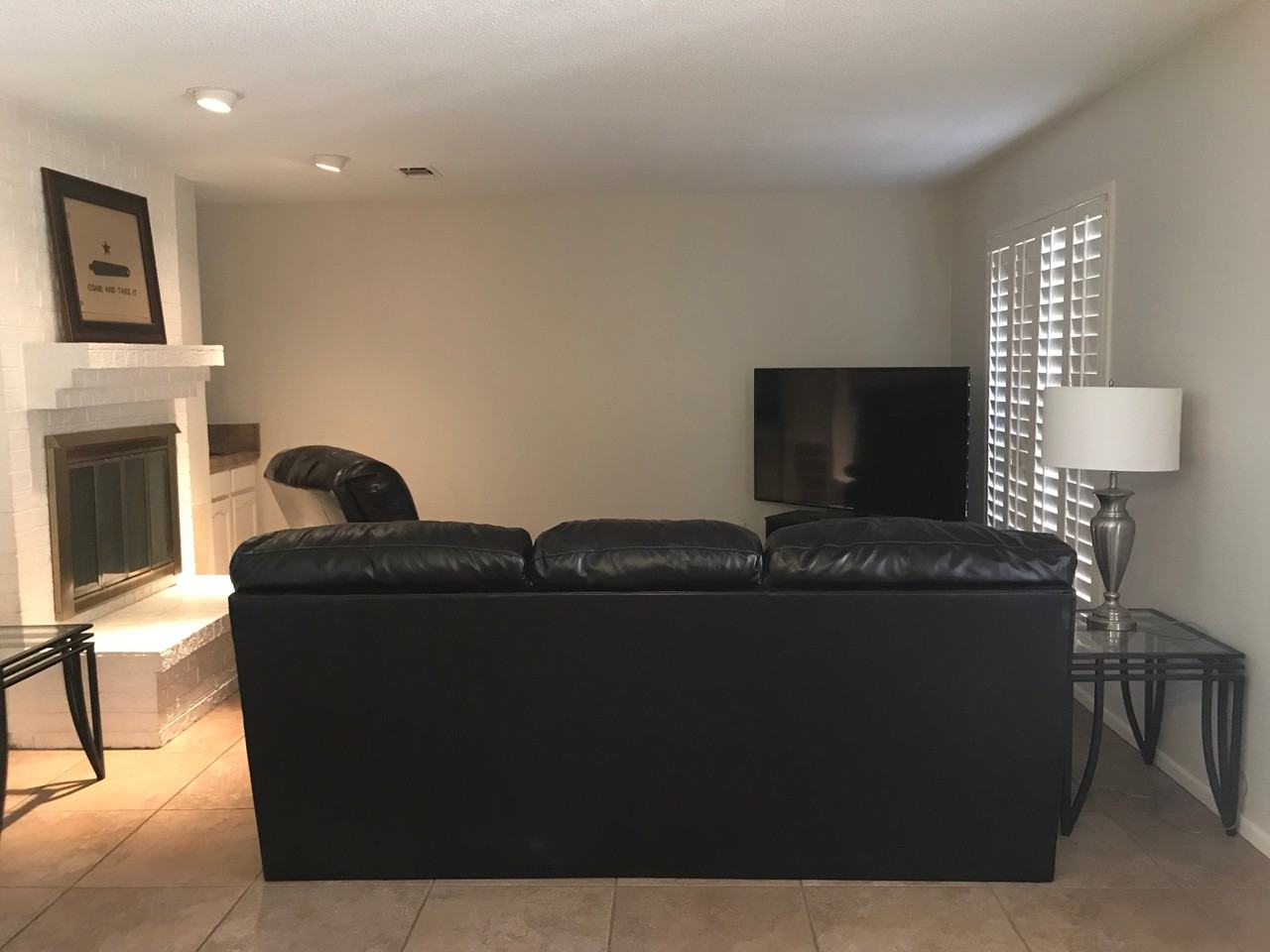 3242 Preston Dr - Photo 3 of 17