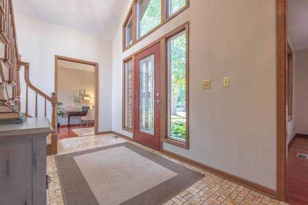 1851 Suncast Ln - Photo 2 of 15