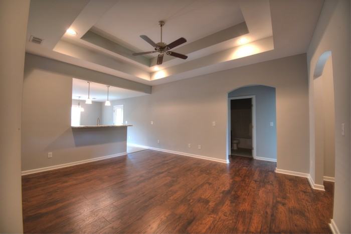 16355 Pottery Ln - Photo 2 of 8
