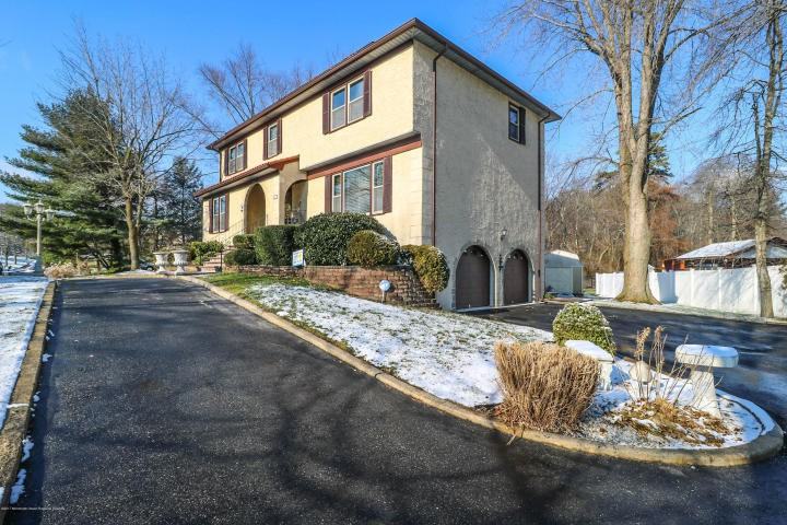 21 Seward Drive - Photo 2 of 10