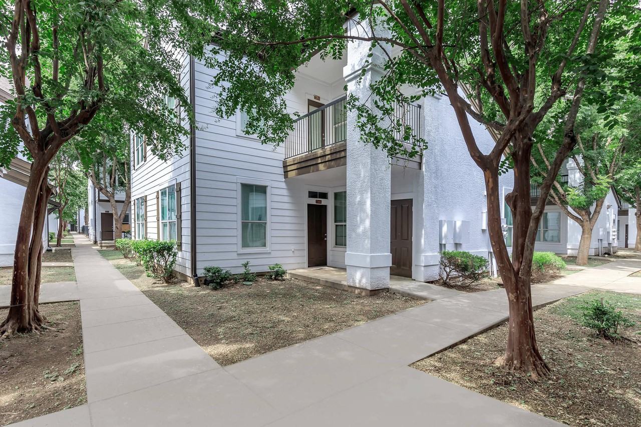 The Summit at Benavides Park Apartments 1700 S Hamilton St, San