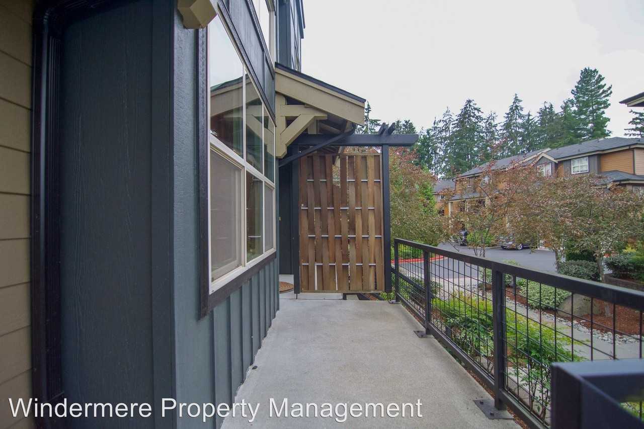 4826 Pointes Dr. - Photo 3 of 20