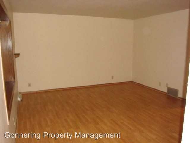 3208-3210 S. Kennedy Dr. - Photo 3 of 17