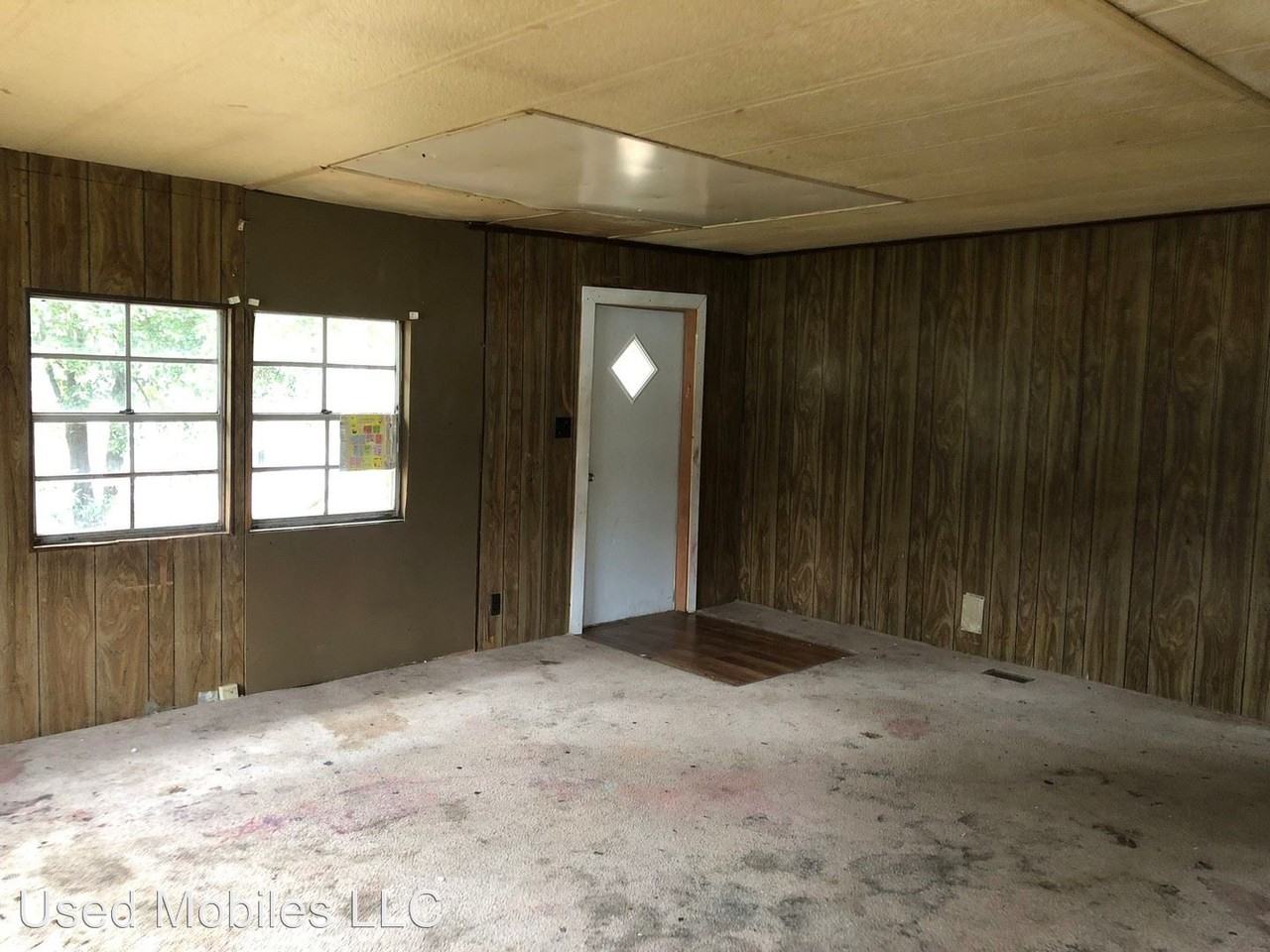 7 Sandy Ln - Photo 2 of 4