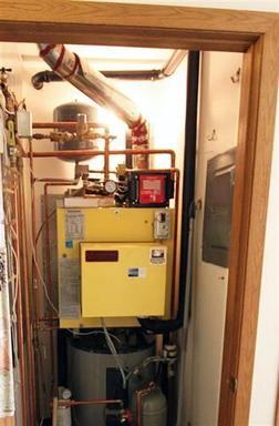 300 Kaufman Ln - Photo 3 of 11