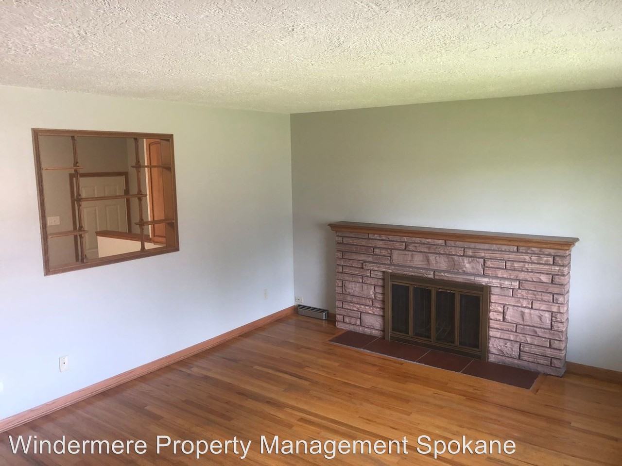 3119 W Rosewood Ave - Photo 2 of 24