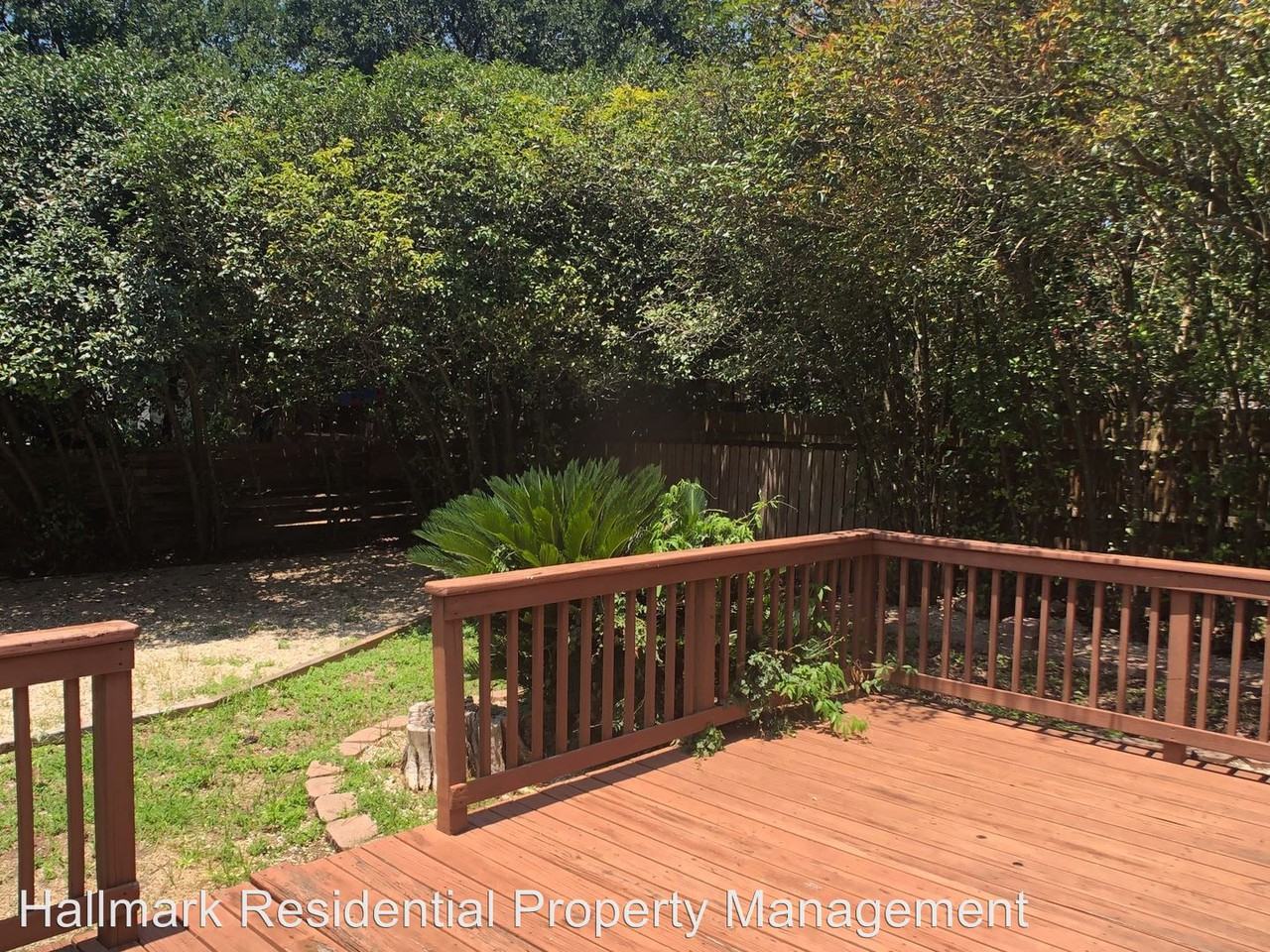 4811 Galewood Ave - Photo 3 of 4