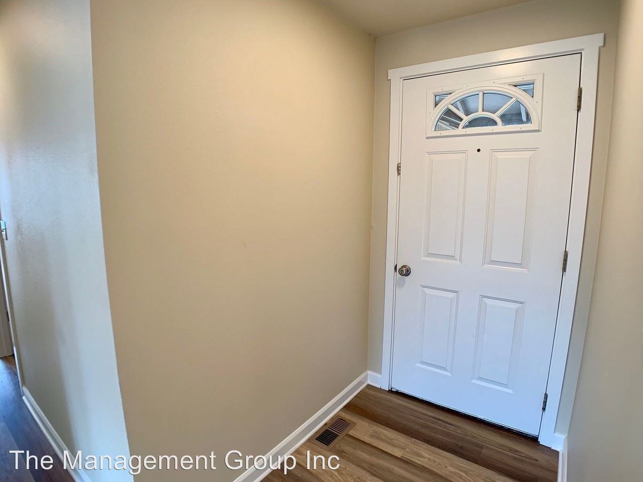2717 Ne 146th Court - Photo 3 of 27