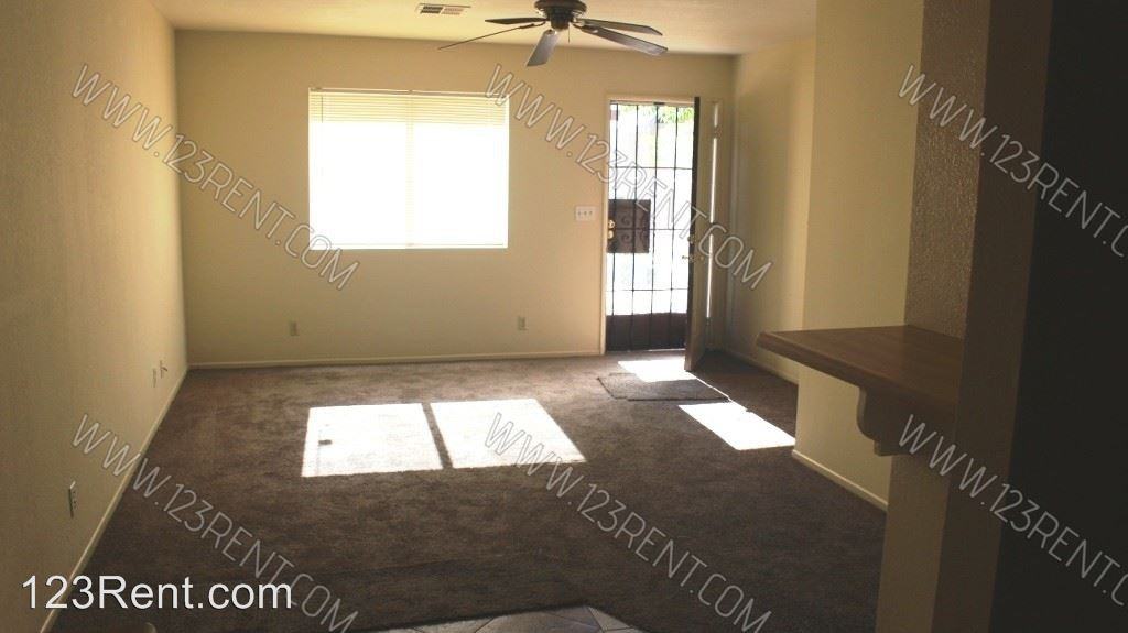 44551 Beech Ave - Photo 3 of 11