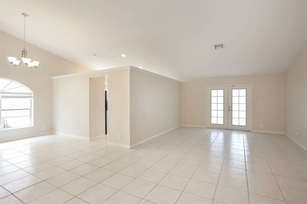 9842 Nw 53rd Ct - Photo 2 of 15