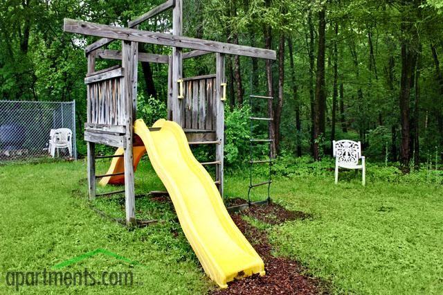 Skytop Village Apartments - Photo 2 of 16