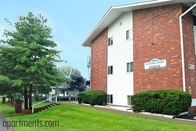 Windsor Court Apartments - Photo 3 of 9