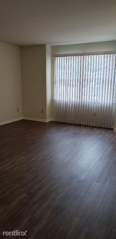 1104 Sharp Rd - Photo 2 of 17
