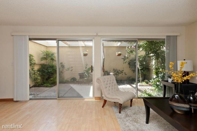 232 Truckee Ln - Photo 2 of 10