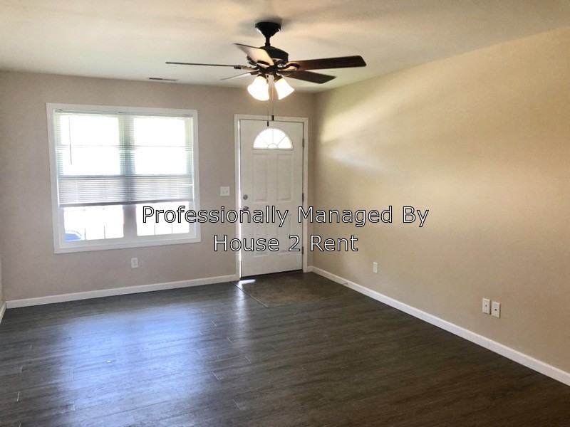 209 Wild Rose Ln #B - Photo 2 of 7