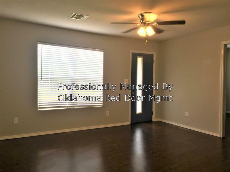 2000 Nw 36th St. - Photo 3 of 9