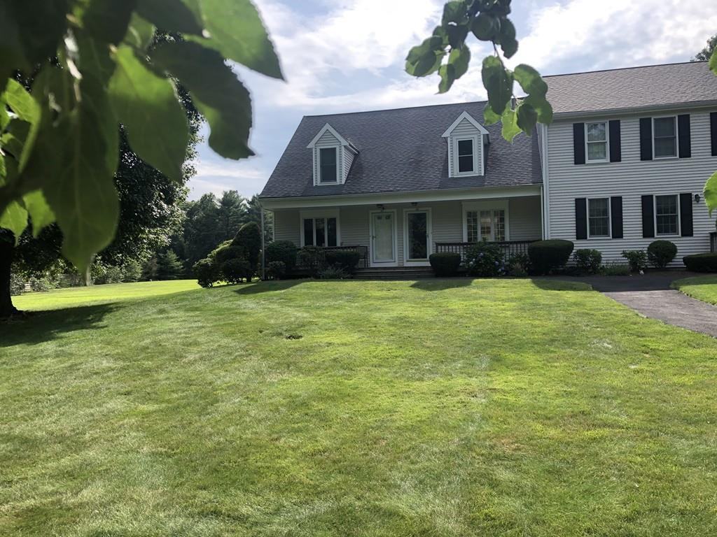 547 Washington St - Photo 2 of 22