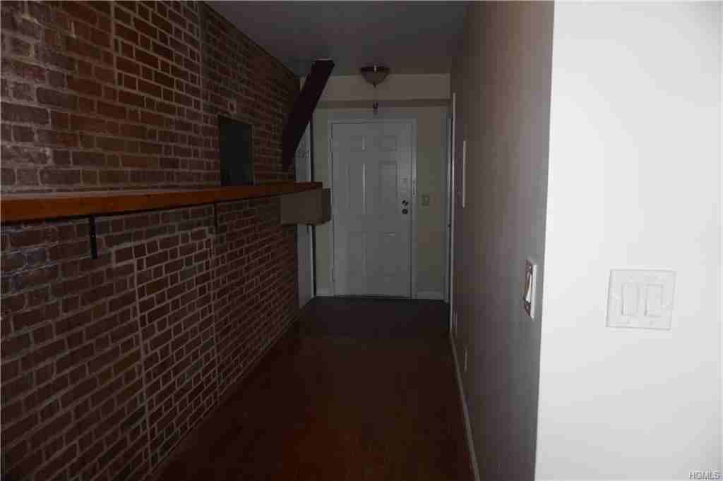 312 Chateau Rive - Photo 3 of 14