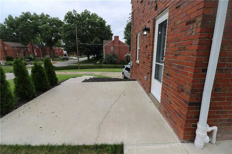 4203 McKee Dr - Photo 2 of 24