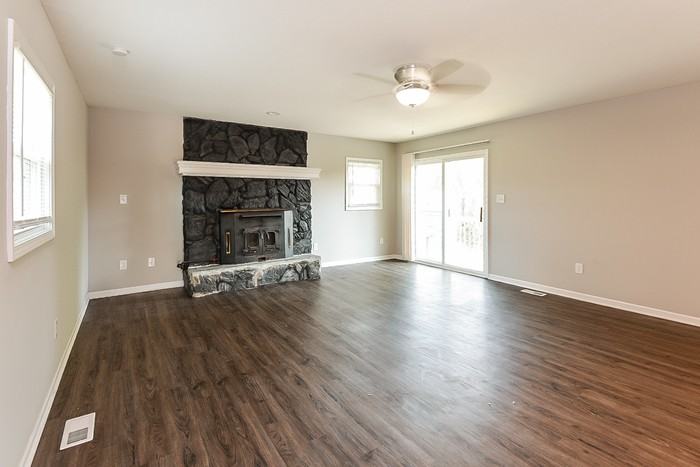 707 N Third St - Photo 2 of 9