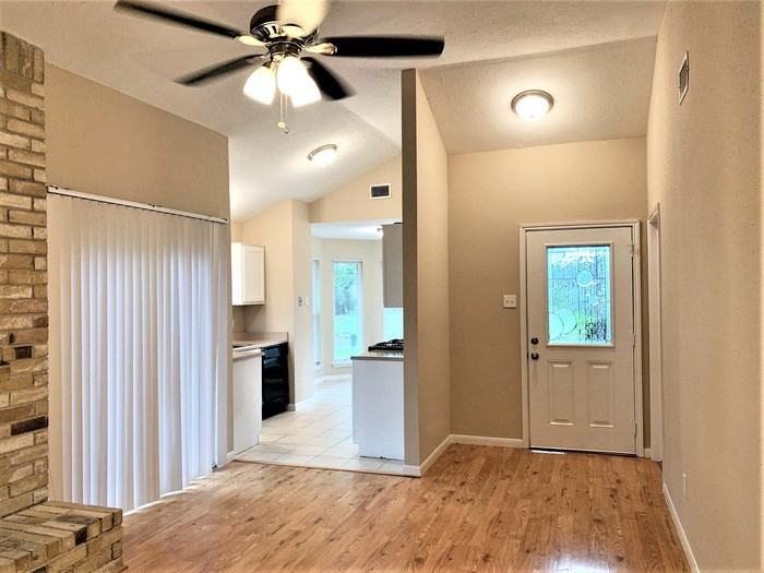 11922 Westwold Dr - Photo 3 of 13