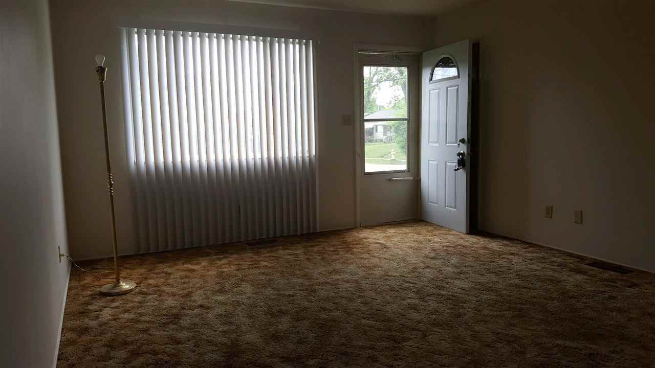 234 Russell Ave - Photo 2 of 15