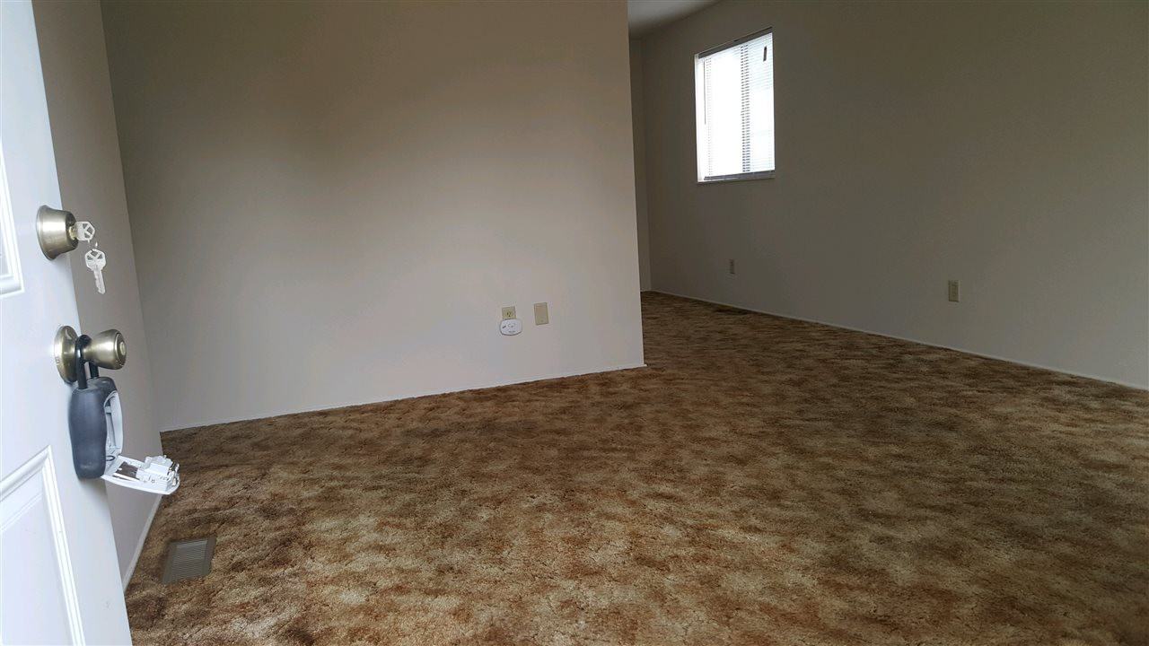 234 Russell Ave - Photo 3 of 15