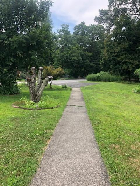 56 Paulding Ln - Photo 2 of 8