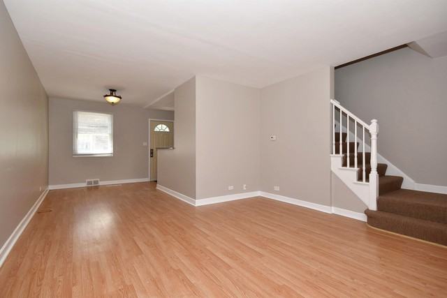 1424 Harlem Ave #E - Photo 3 of 20
