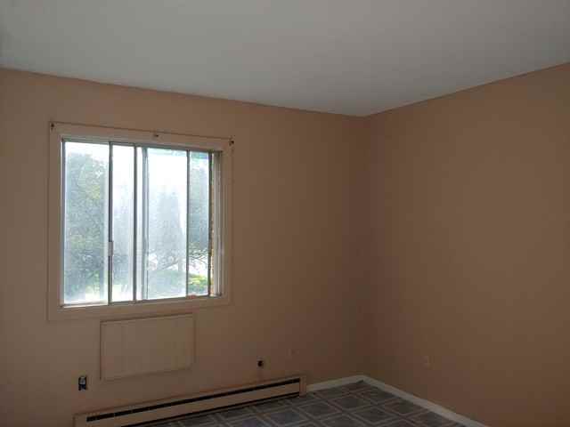 553 Ashland #D - Photo 3 of 5