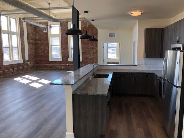 The Metropolitian - Photo 2 of 25