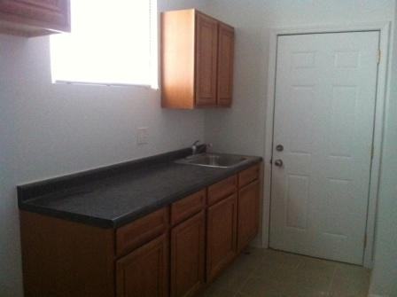 7801 S Saginaw - Photo 3 of 5
