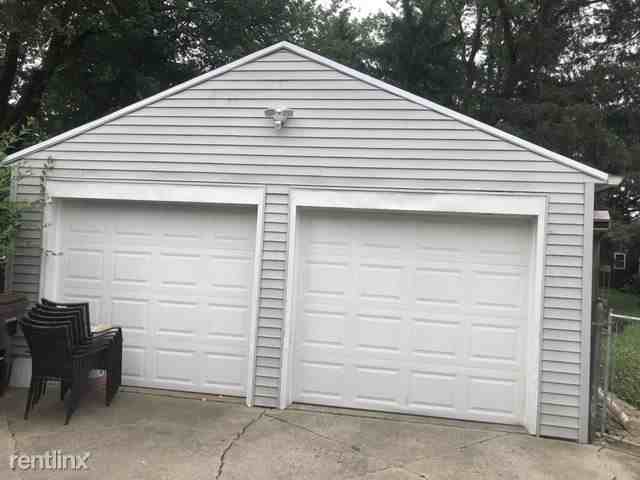 1407 Franklin St - Photo 3 of 16
