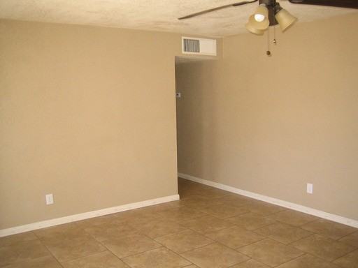 3920 W Lewis Ave - Photo 3 of 10