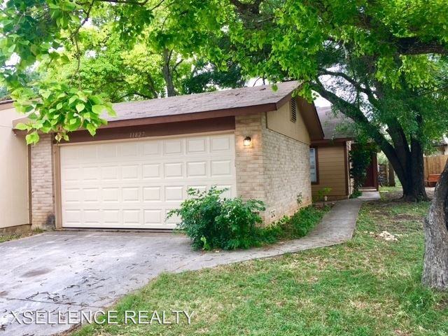 11827 Country Spring St - Photo 2 of 13
