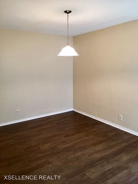 11827 Country Spring St - Photo 3 of 13