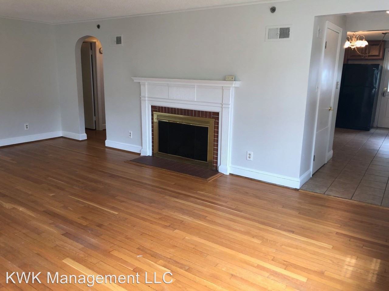 315 Henry Street - Photo 2 of 38
