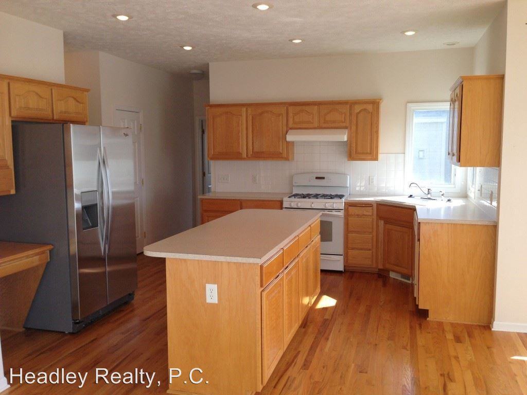 11914 Timberridge Dr - Photo 2 of 14