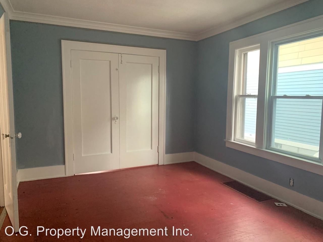 224 Weaver St - Photo 3 of 6