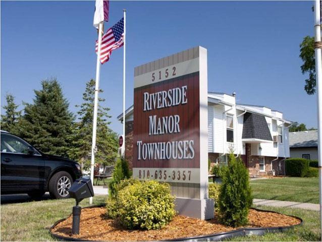 Riverside Manor Townhouses Apartments 5152 S. Moorish Rd., Swartz