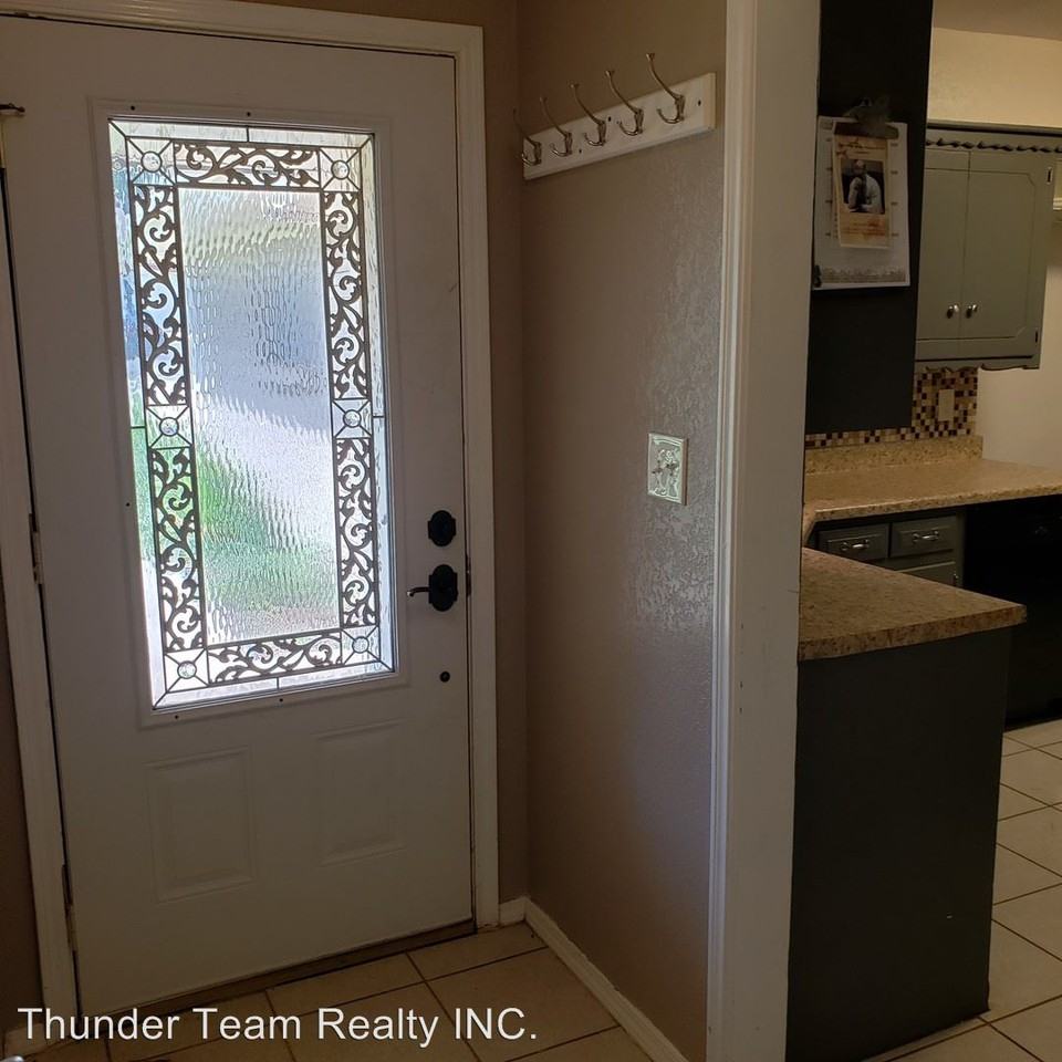 13 NE 67th St - Photo 2 of 14