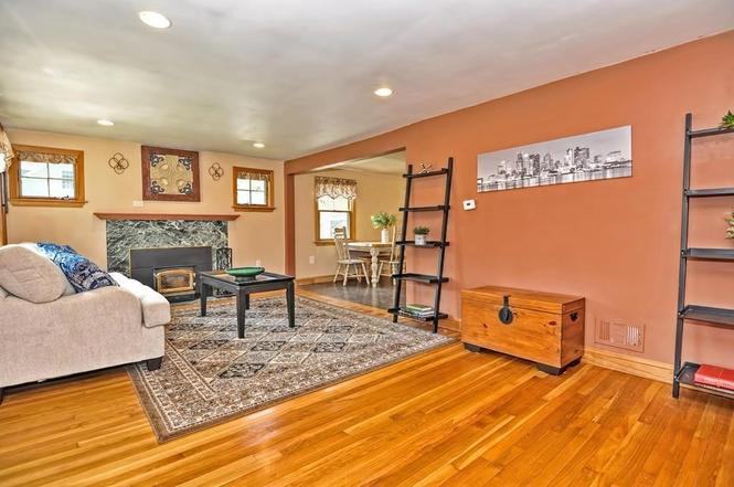 23 Pine St - Photo 2 of 14