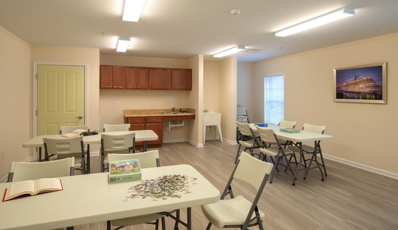 Forrest Pines Senior - Photo 6 of 25