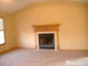 116 Mapleglen Dr - Photo 3 of 8