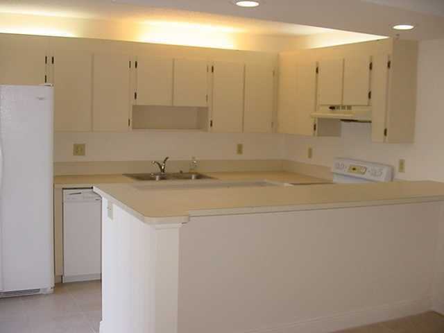 766 Nw 10th Ter - Photo 2 of 7